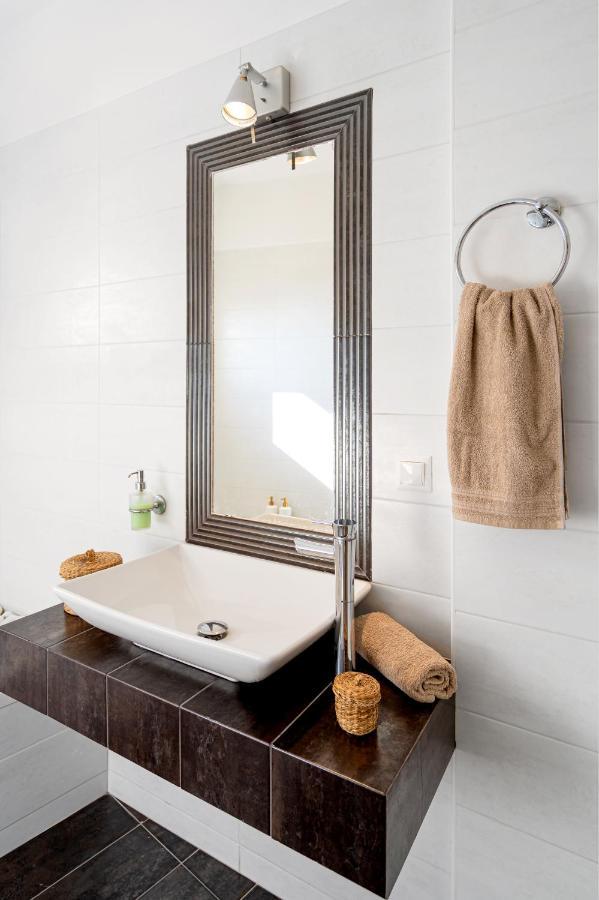 Mira Sitia Luxury Apartment 外观 照片